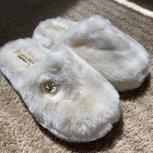 Micheal Kor Women Slippers